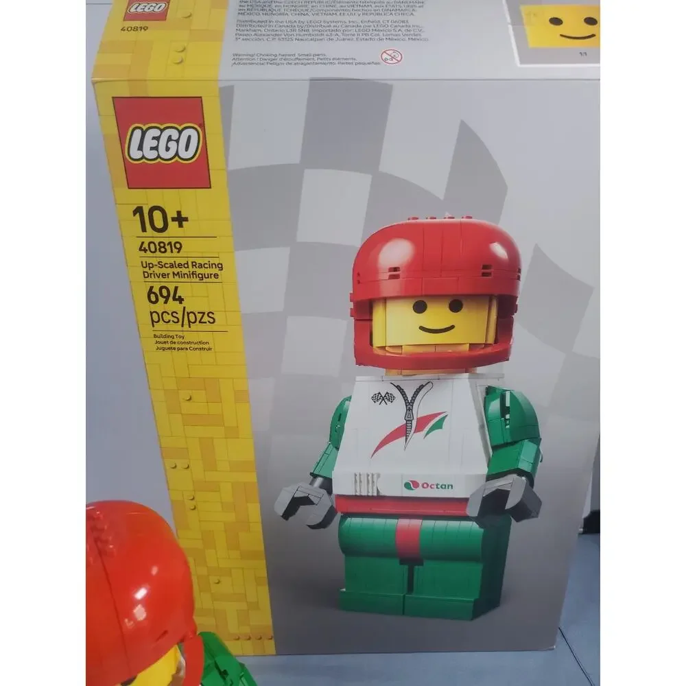 LEGO 40819 Up-Scaled Racing Driver Minifigure Built Complete Box Manual
